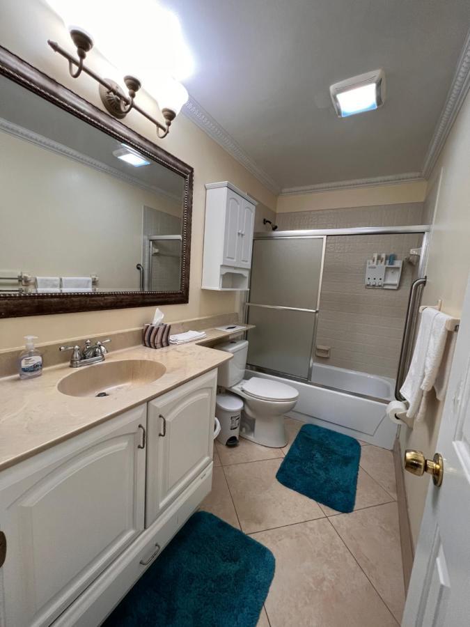 Entire Single Family Home 3 Bed 2 Bath In Water Front Big Cozy Back Yard View Coconut Creek Luaran gambar